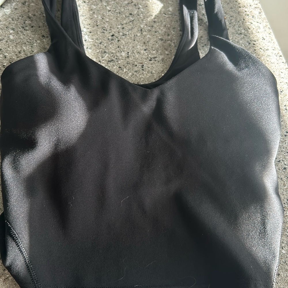 lululemon align tank size 0 , worn a couple times . Taken very good care of.